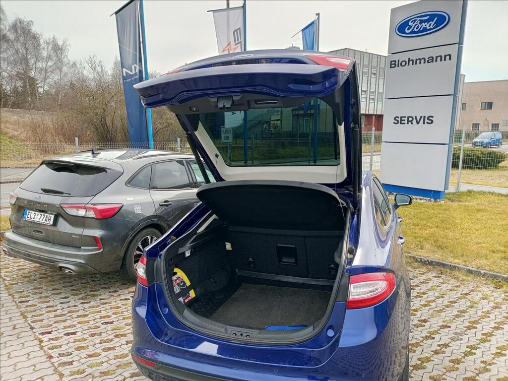 Ford Mondeo 17