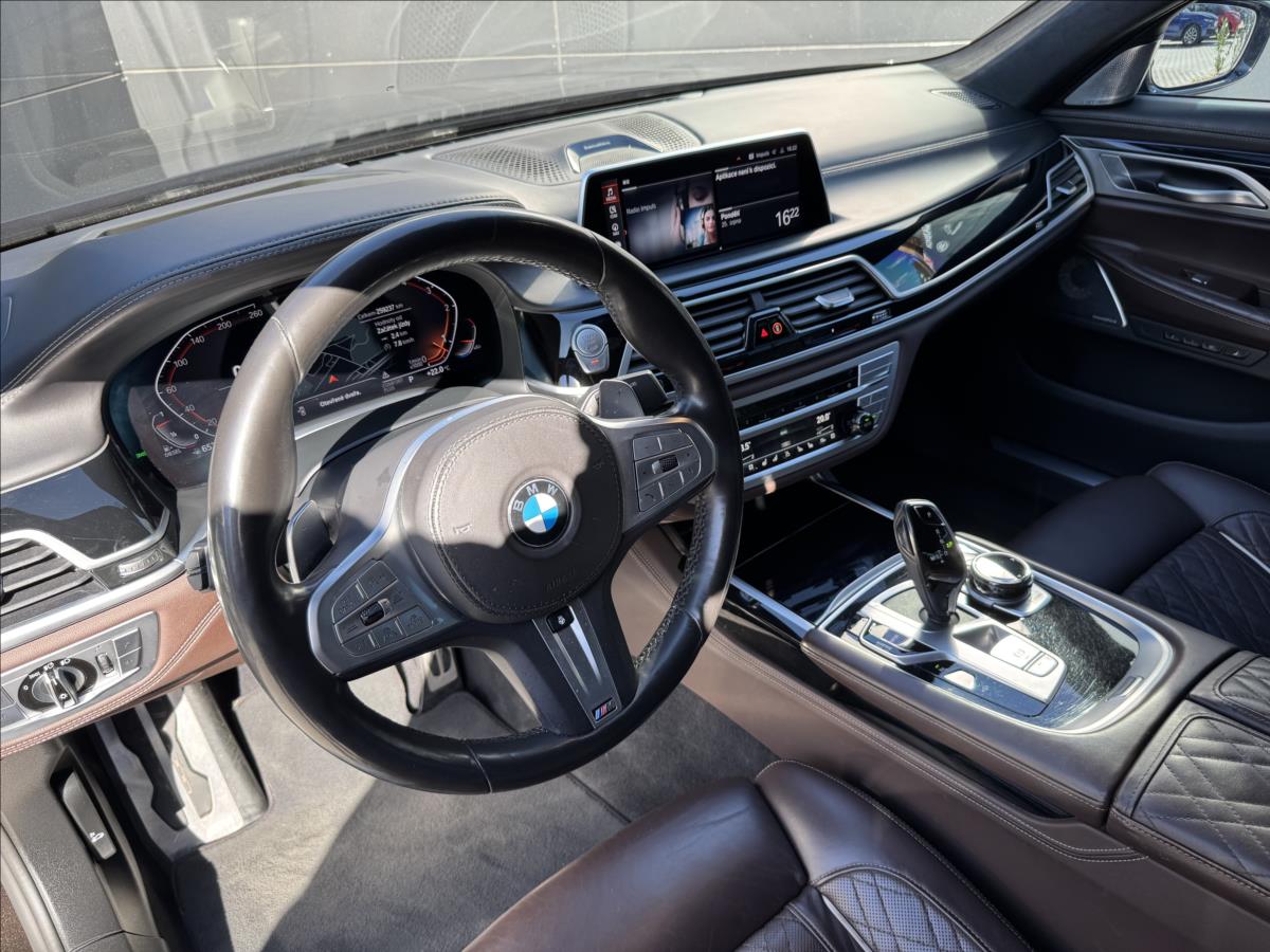 BMW Řada 7