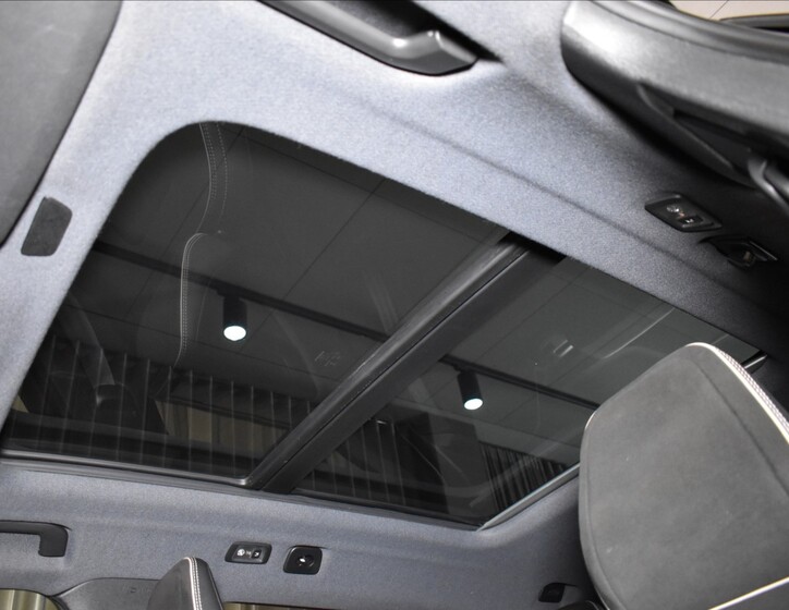 Volvo XC40 17