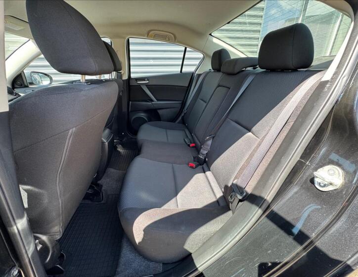 Mazda 3 19