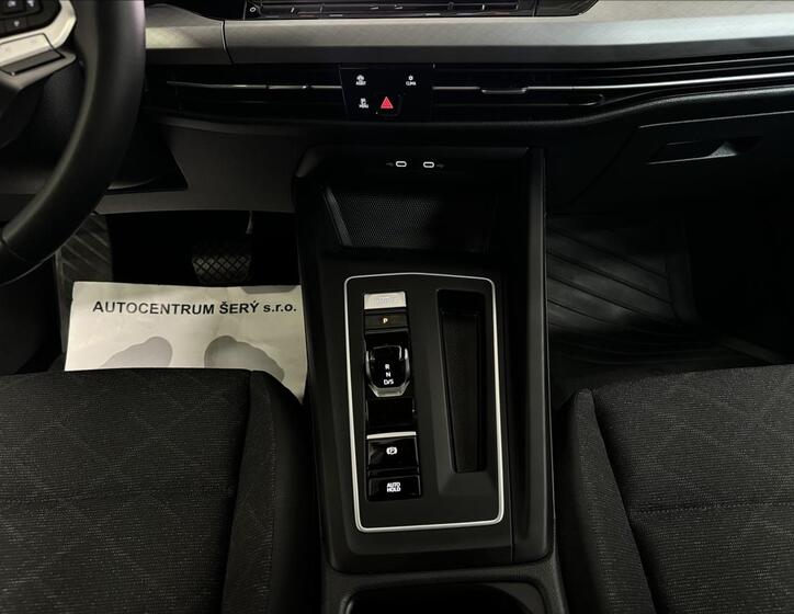 Volkswagen Golf 27