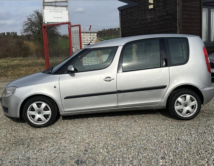 Škoda Roomster 8