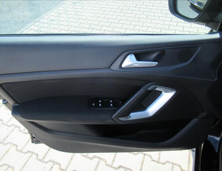 Peugeot 308 19