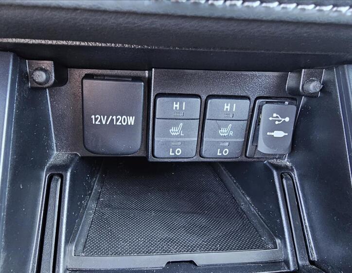 Toyota Auris 10