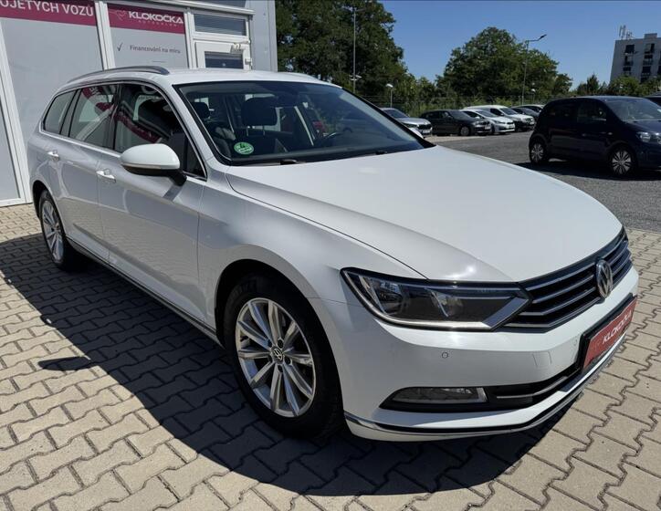 Volkswagen Passat 10