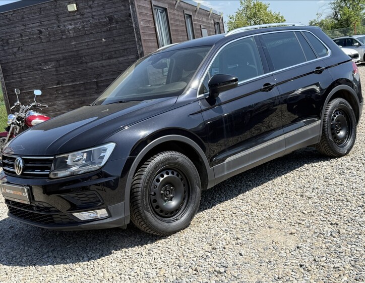 Volkswagen Tiguan 1