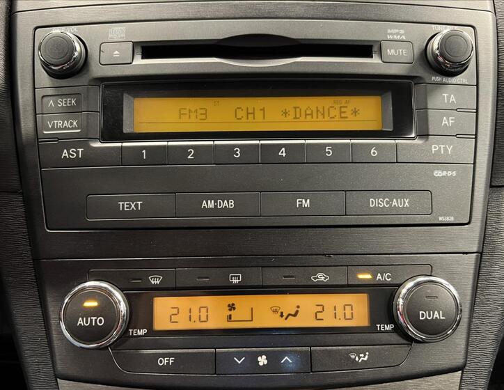 Toyota Avensis 6