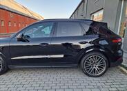 Porsche Cayenne 43