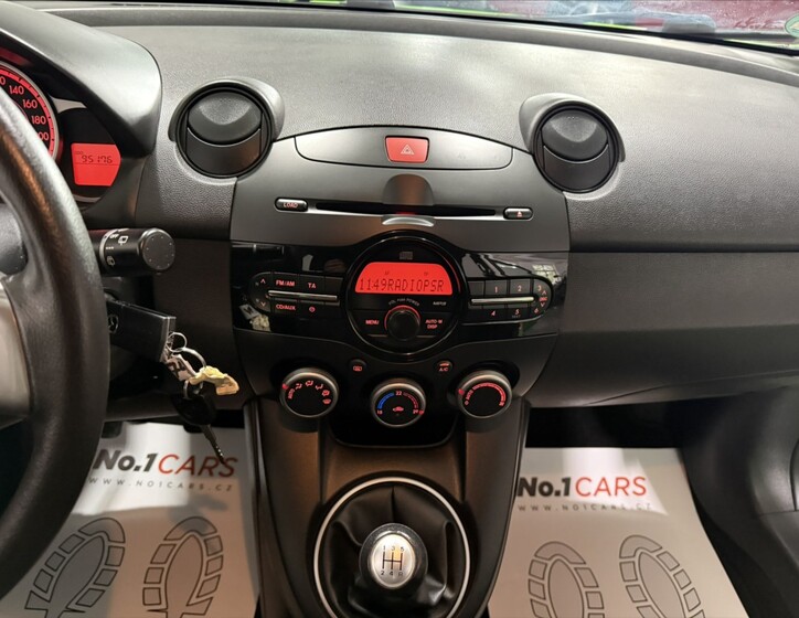 Mazda 2 20
