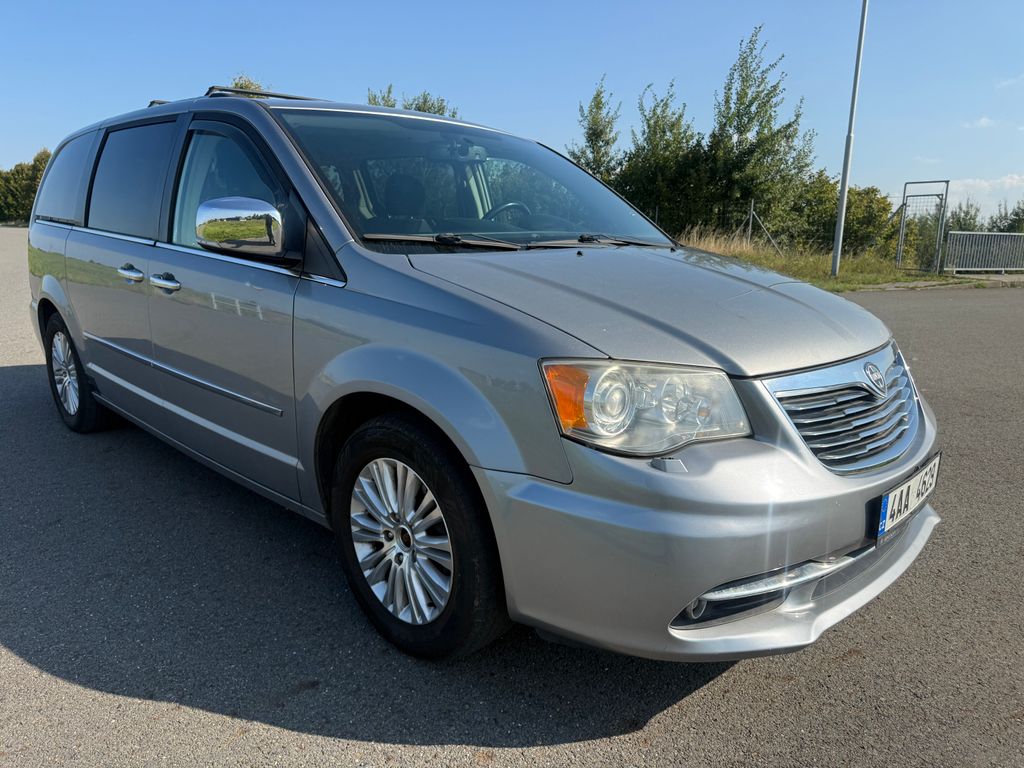 Lancia Voyager