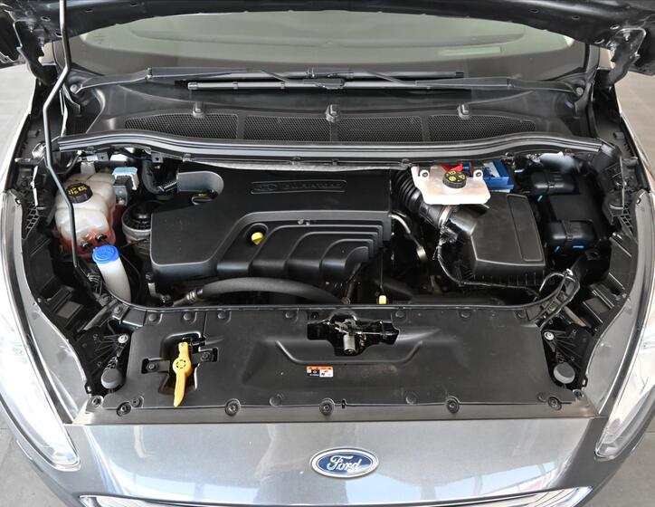 Ford S-MAX 5