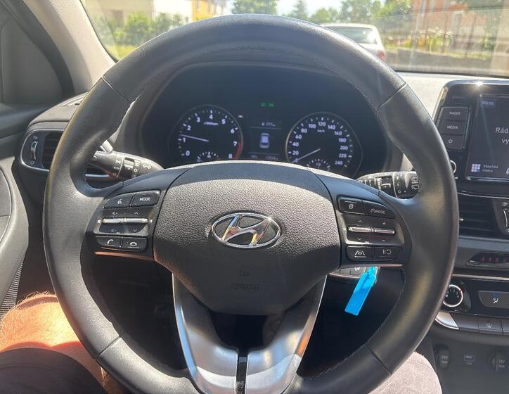 Hyundai i30 10