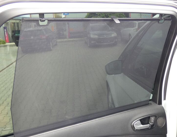 Ford Galaxy 32