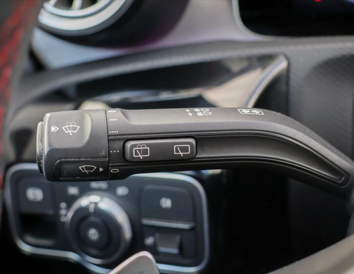 Mercedes-Benz CLA 21