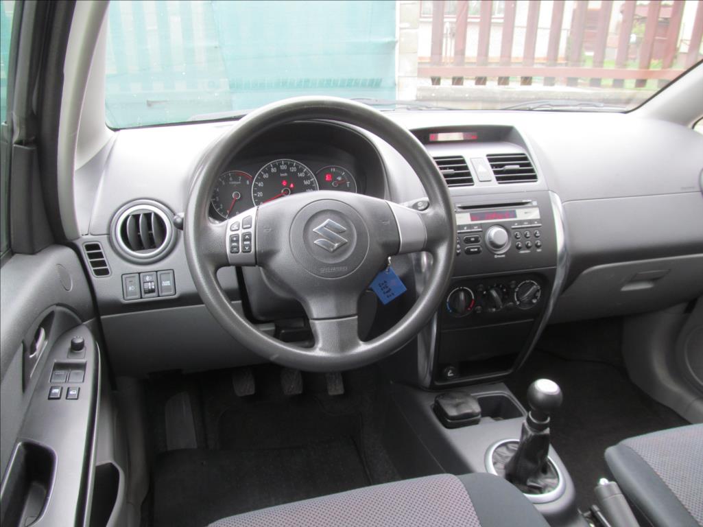 Suzuki SX4