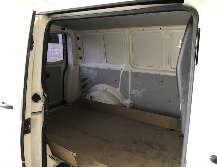 Volkswagen Transporter 11