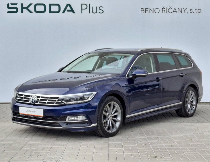 Volkswagen Passat 1