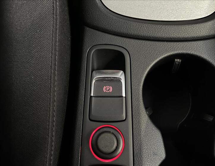 Audi Q3 16
