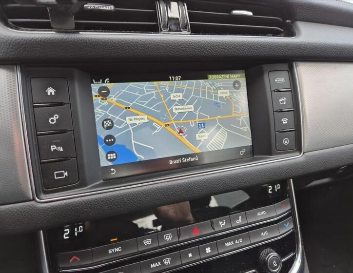Jaguar XF 20