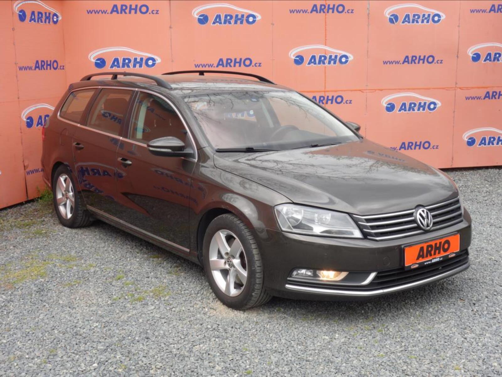 Volkswagen Passat 1
