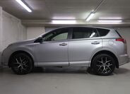 Toyota RAV4 8
