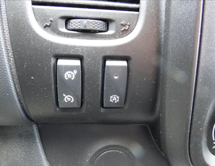 Renault Trafic 23