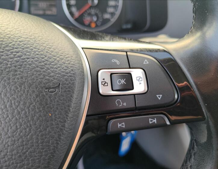 Volkswagen Caravelle 26