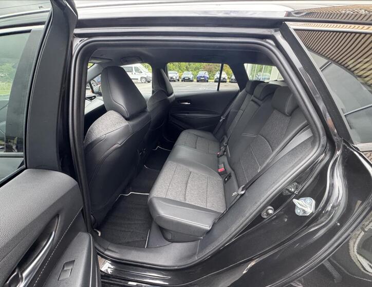Toyota Corolla 10