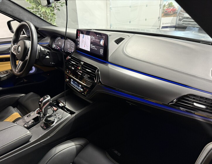 BMW M5 19