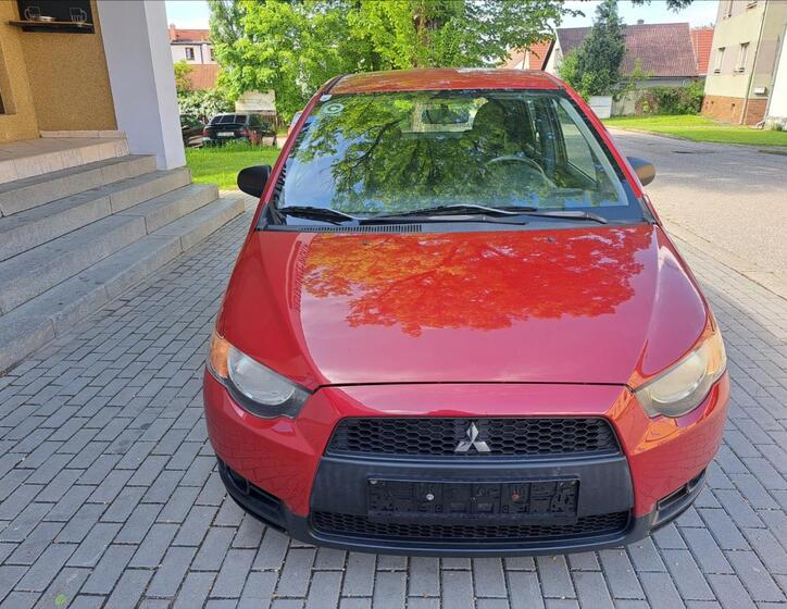 Mitsubishi Colt 2