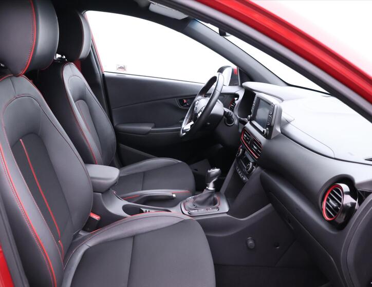 Hyundai Kona 13