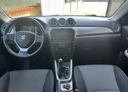 Suzuki Vitara 10