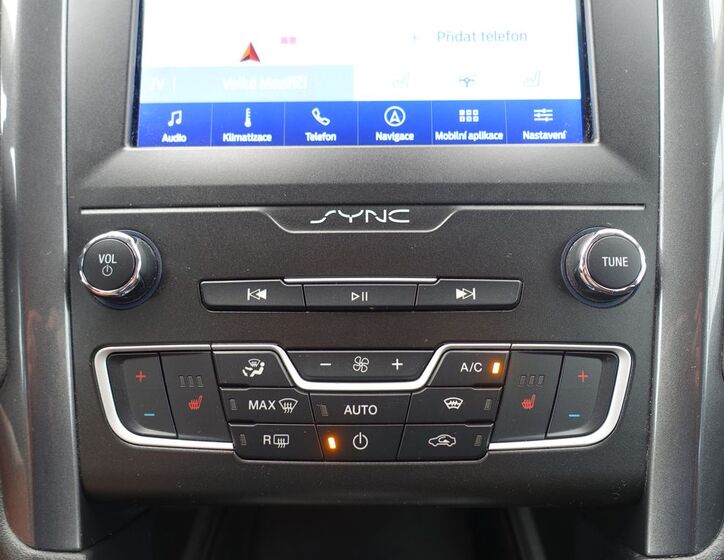 Ford Mondeo 19