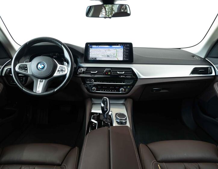 BMW Řada 5 13