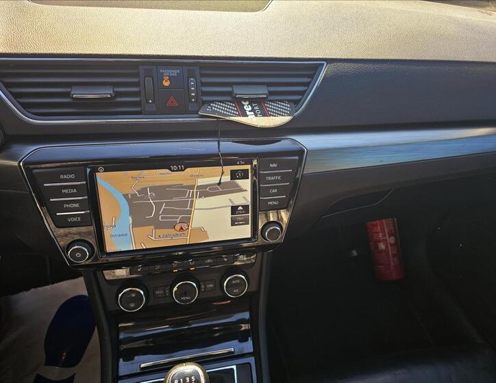 Škoda Superb 18