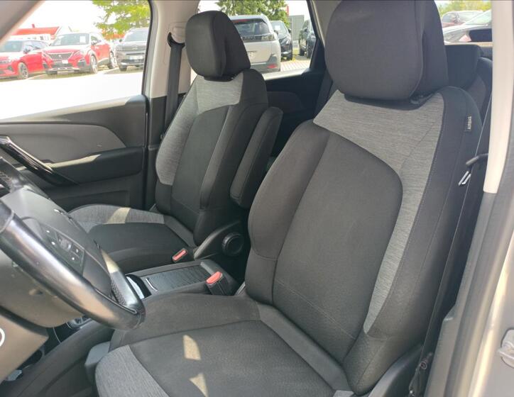Citroën C4 Picasso 13