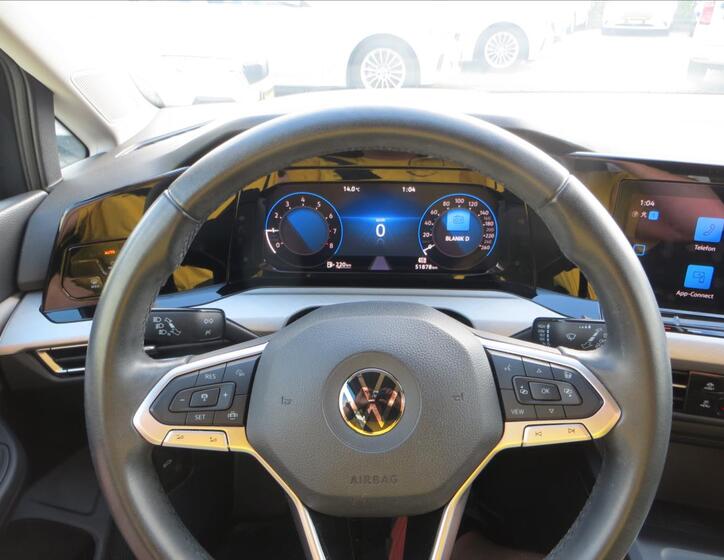 Volkswagen Golf 18