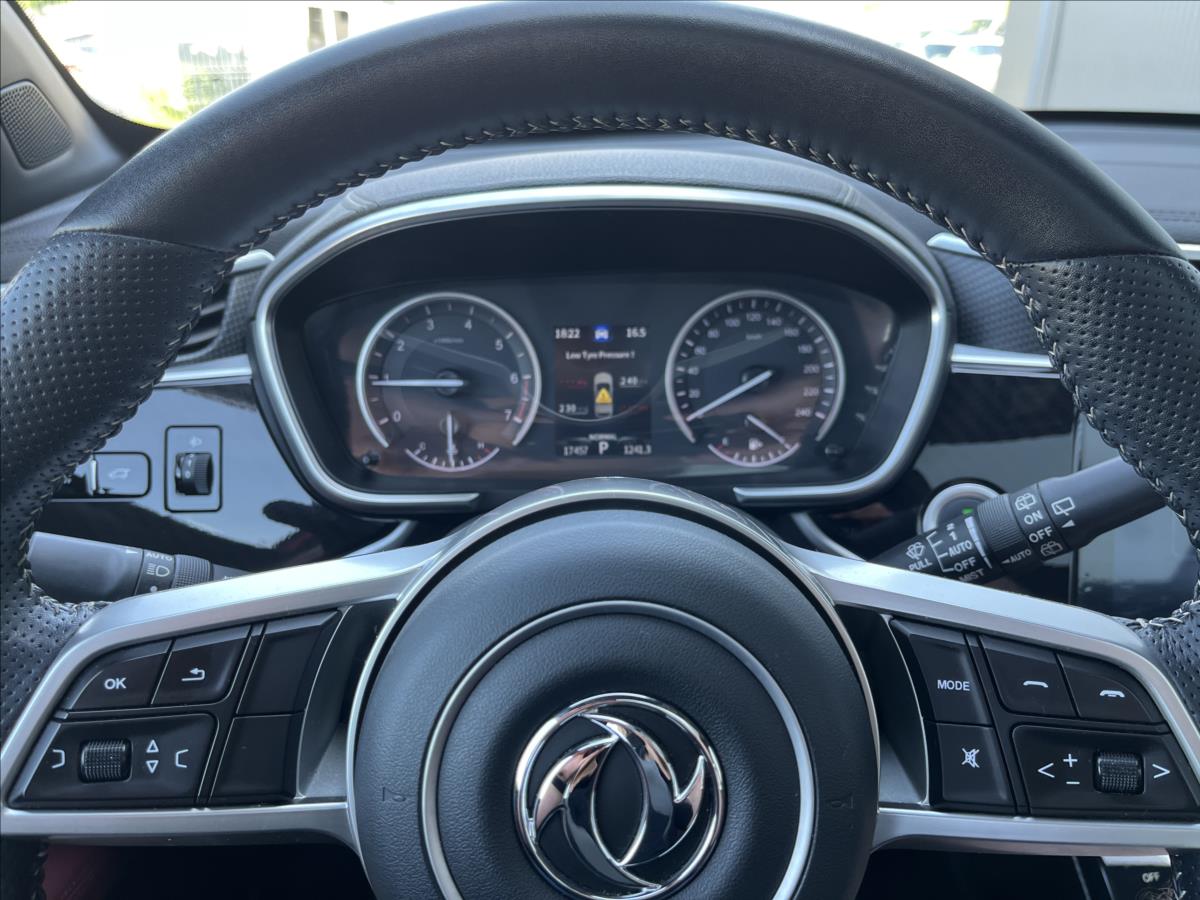 Dongfeng Fengon 5