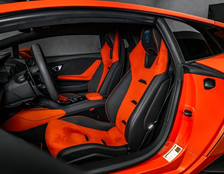 Lamborghini Huracán 16