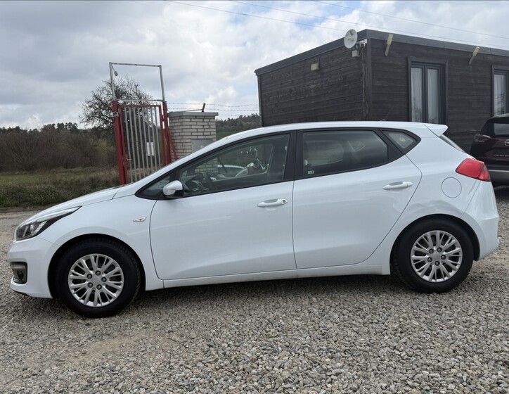 KIA Ceed 8