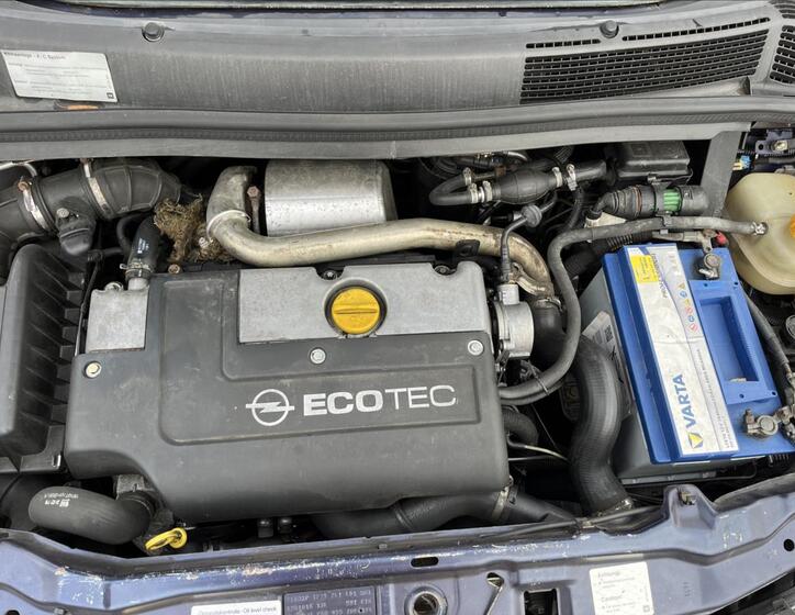 Opel Zafira 21