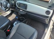 Toyota Yaris 13