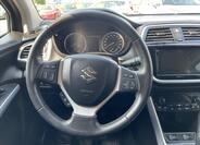 Suzuki SX4 S-Cross 12