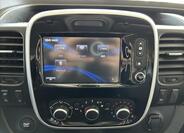 Renault Trafic 18