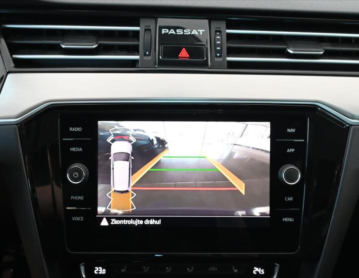 Volkswagen Passat 21