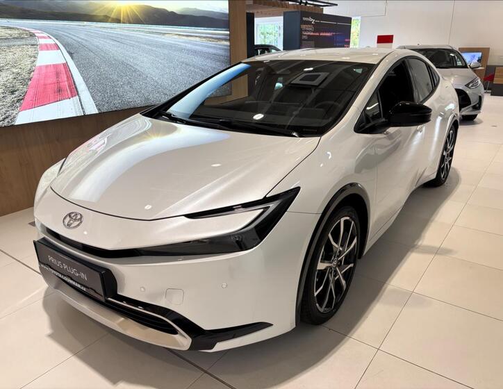 Toyota Prius 3