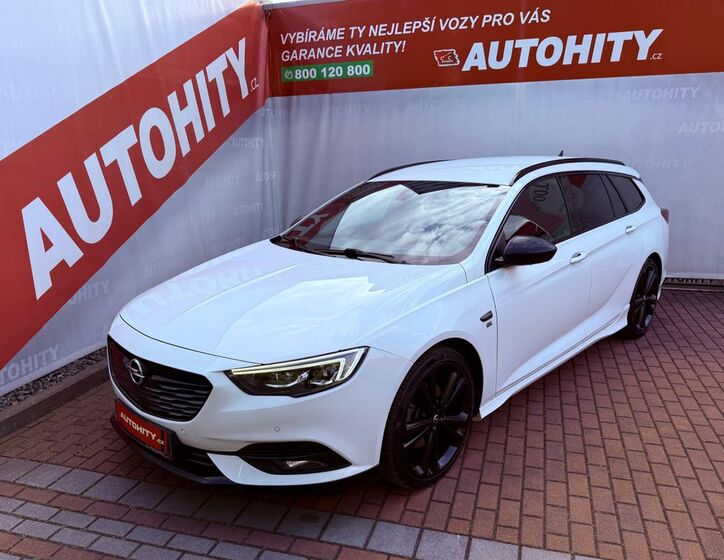 Opel Insignia 1