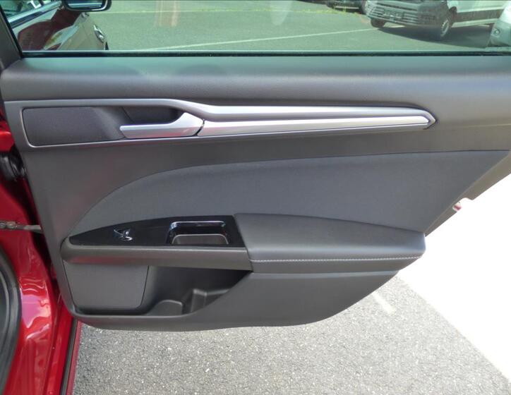 Ford Mondeo 46