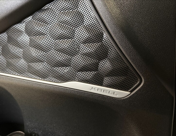 Hyundai Santa Fe 23