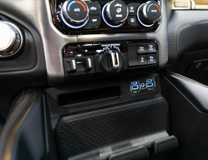 Dodge RAM 23